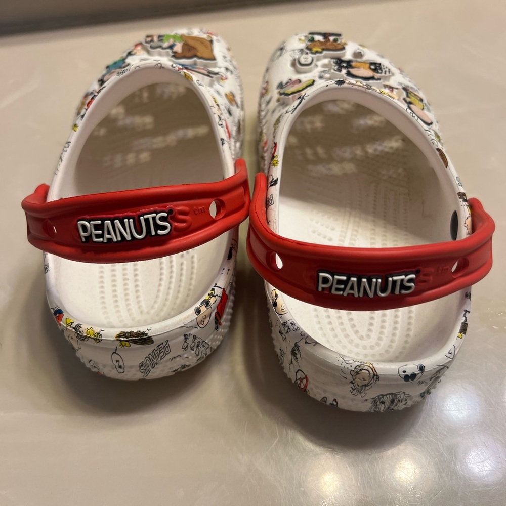 Peanuts kids Croc Clogs size J1 - Picture 2 of 13